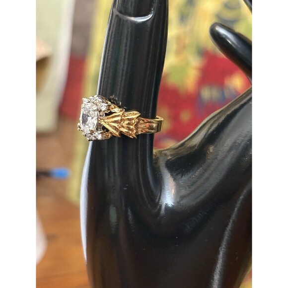 Vintage 14K Gold Electroplated Bow Shaped Cubic Zirconia Ring Size 9 Statements - Picture 9 of 14